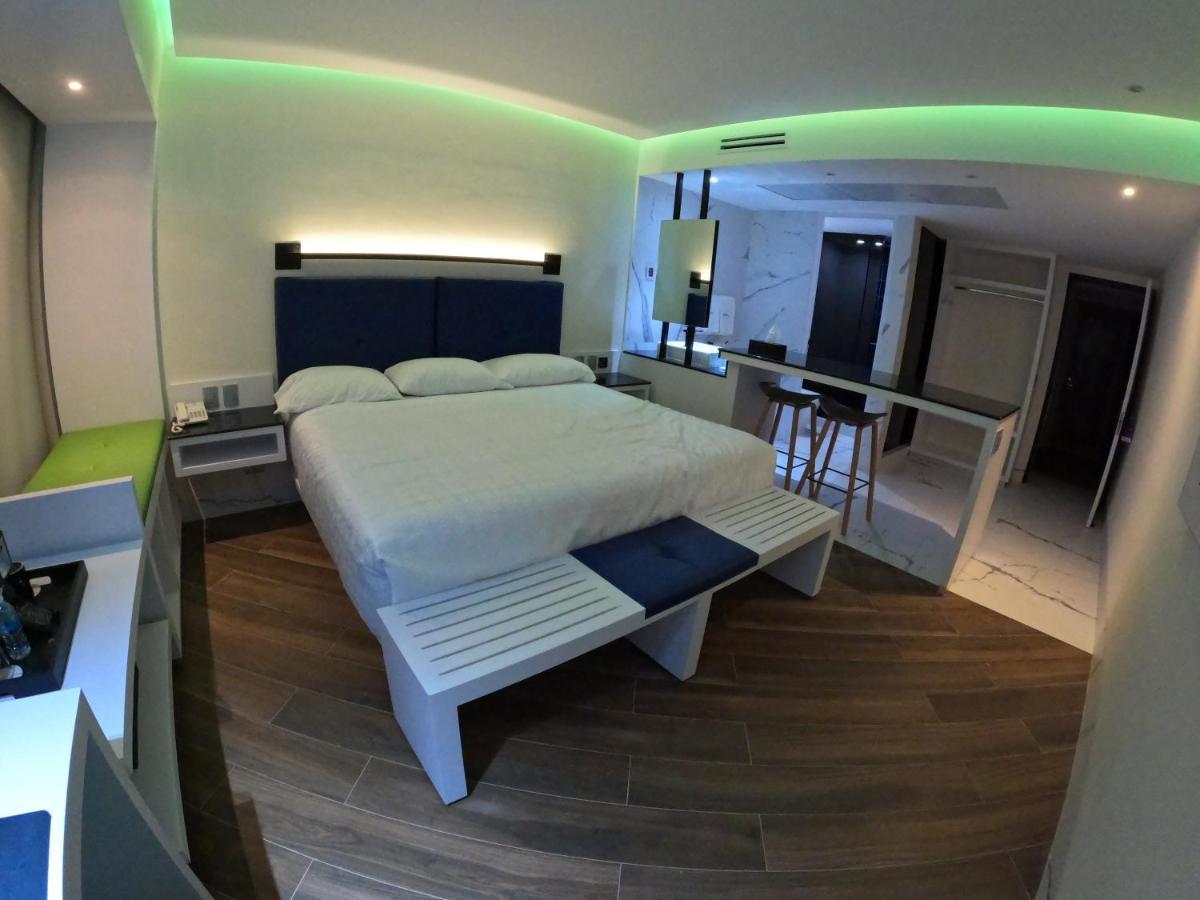 Weenjoy Hotels Grand Prix Aeropuerto Cdmx Meksika Dış mekan fotoğraf