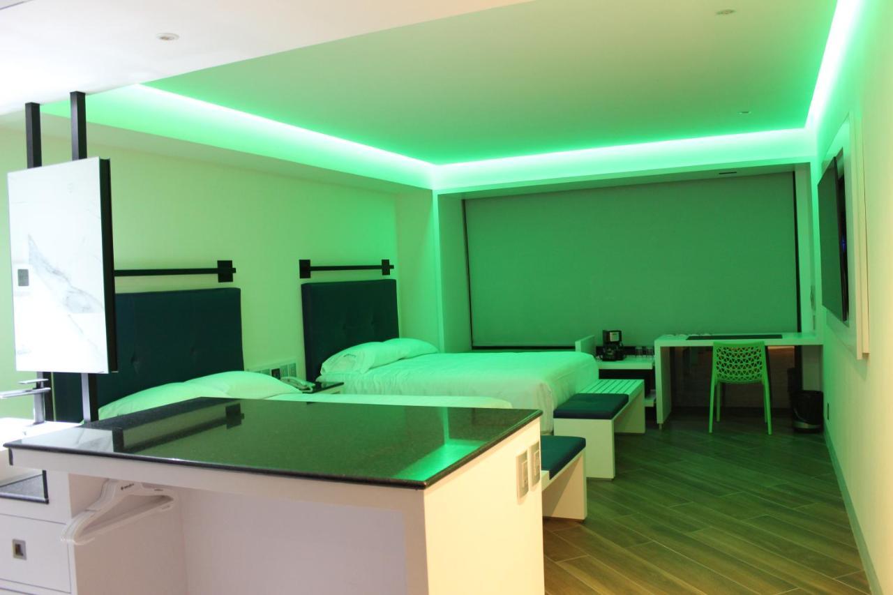 Weenjoy Hotels Grand Prix Aeropuerto Cdmx Meksika Dış mekan fotoğraf